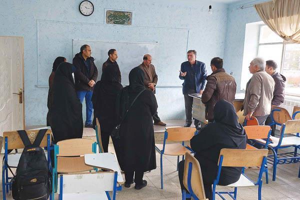 همه سوار یک کشتی هستیم