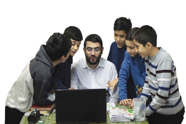 دانش‌آموزانی که از شبکه‌های اجتماعی بیشتر یاد می‌گیرند