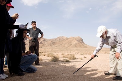 گفت و گو با دکتر علی‌ اصغر آریایی