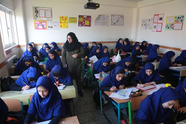 مدرسه میرزاخانی