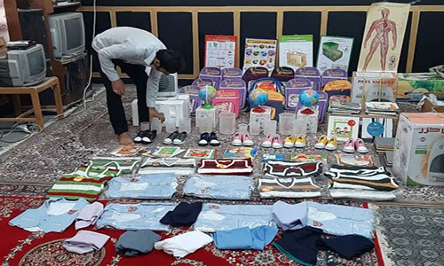 در همسایگی نیمروز