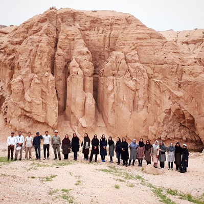 بازدید علمی از «جاذبه ‌های زمین ‌شناسی طبس»